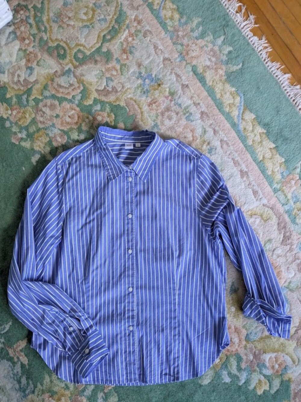 GAP Women Sz XL Shirt Blouse Button Blue White Pinstripe Collar Poplin Cotton